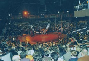 Start der animal-peace Kampagne 1993 bei Zirkus Krone in München bei 